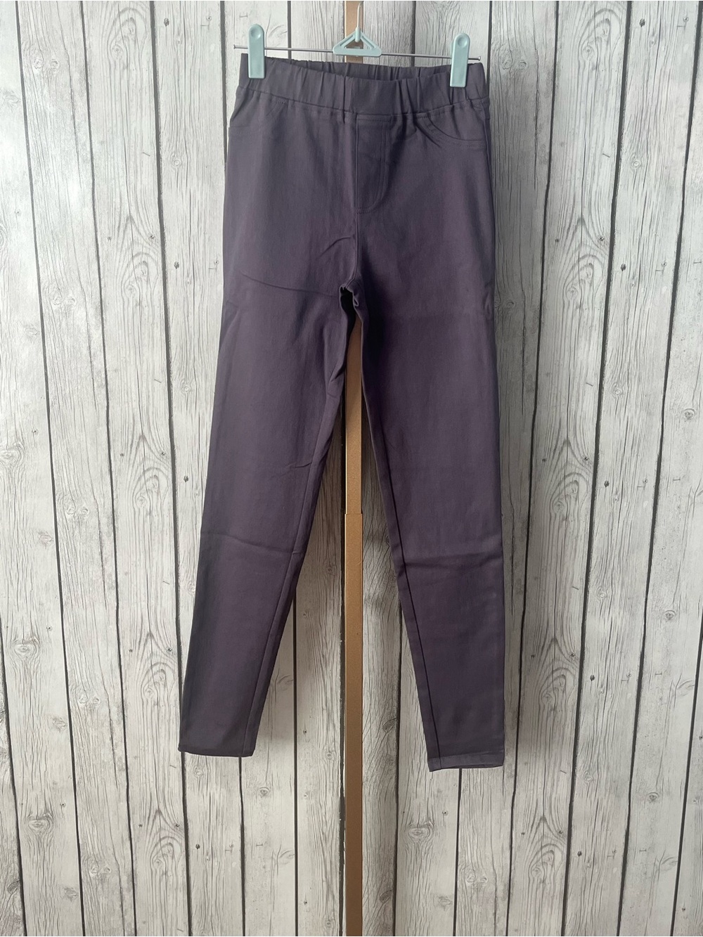 Umgee Small NWT Purple Stretch Pull On Skinny Pants